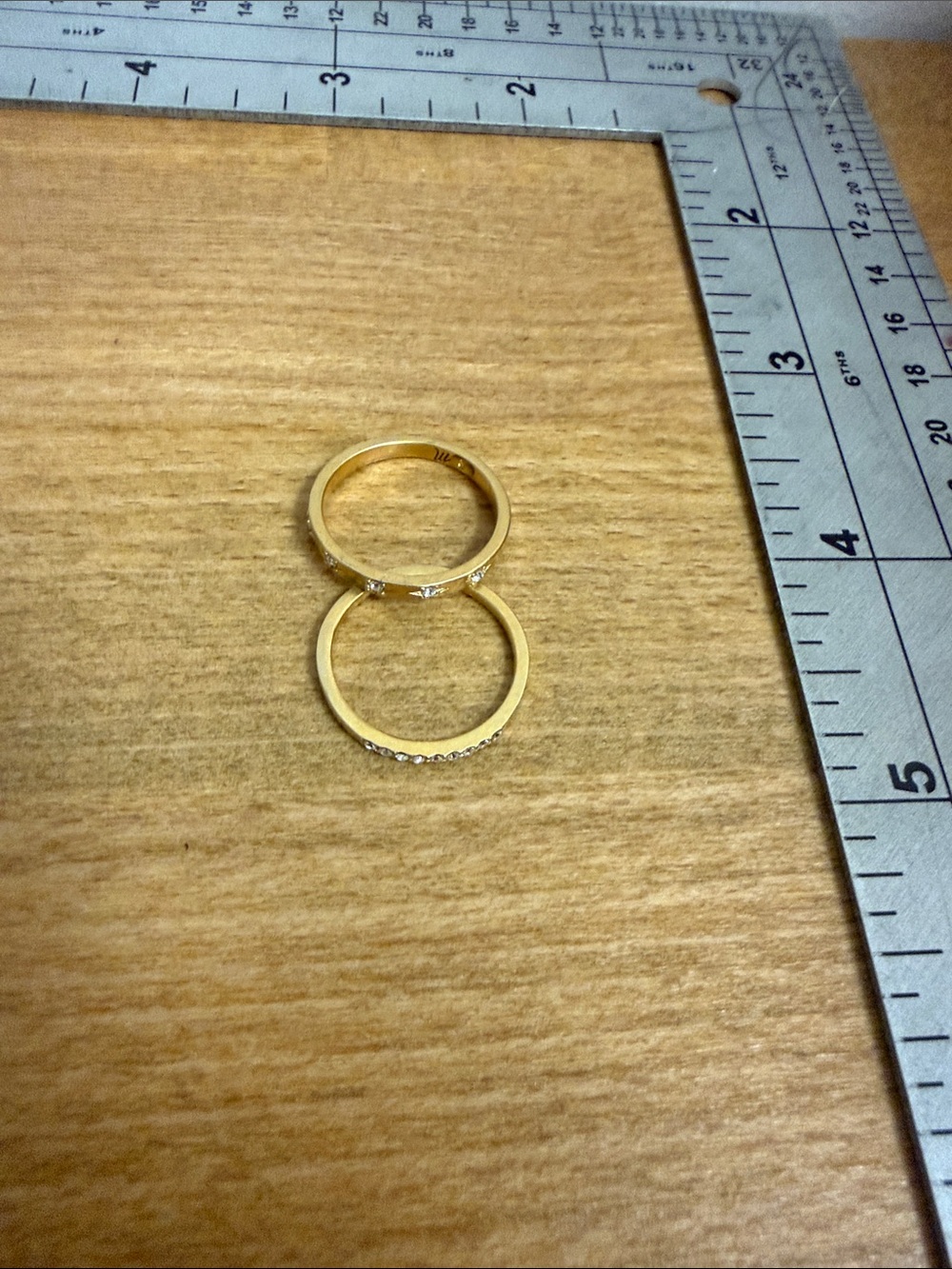 Set of two gold tone Madewell rings with rhinestone accents dainty simple - Picture 5 of 5